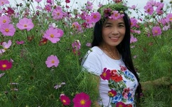 美女100露胸无遮挡照片